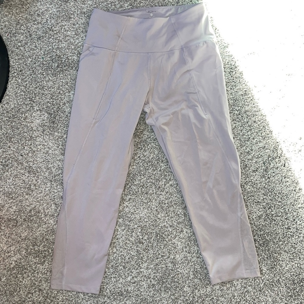 Layer 8 leggings, women’s large, purple